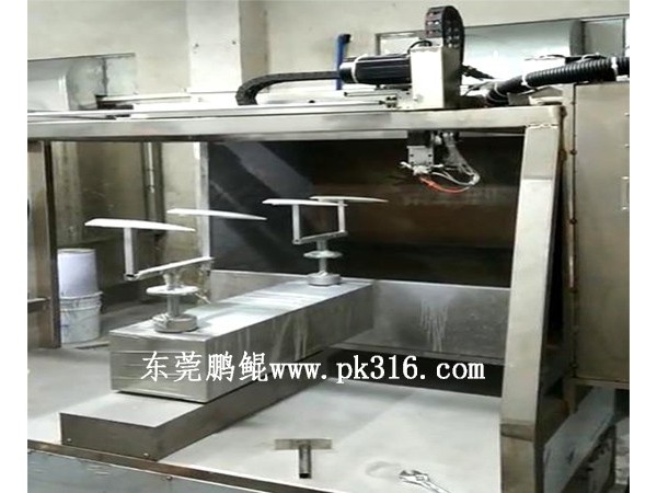 汽車行李架自動噴漆機對工件噴漆后進(jìn)入烤漆前需要注意什么？